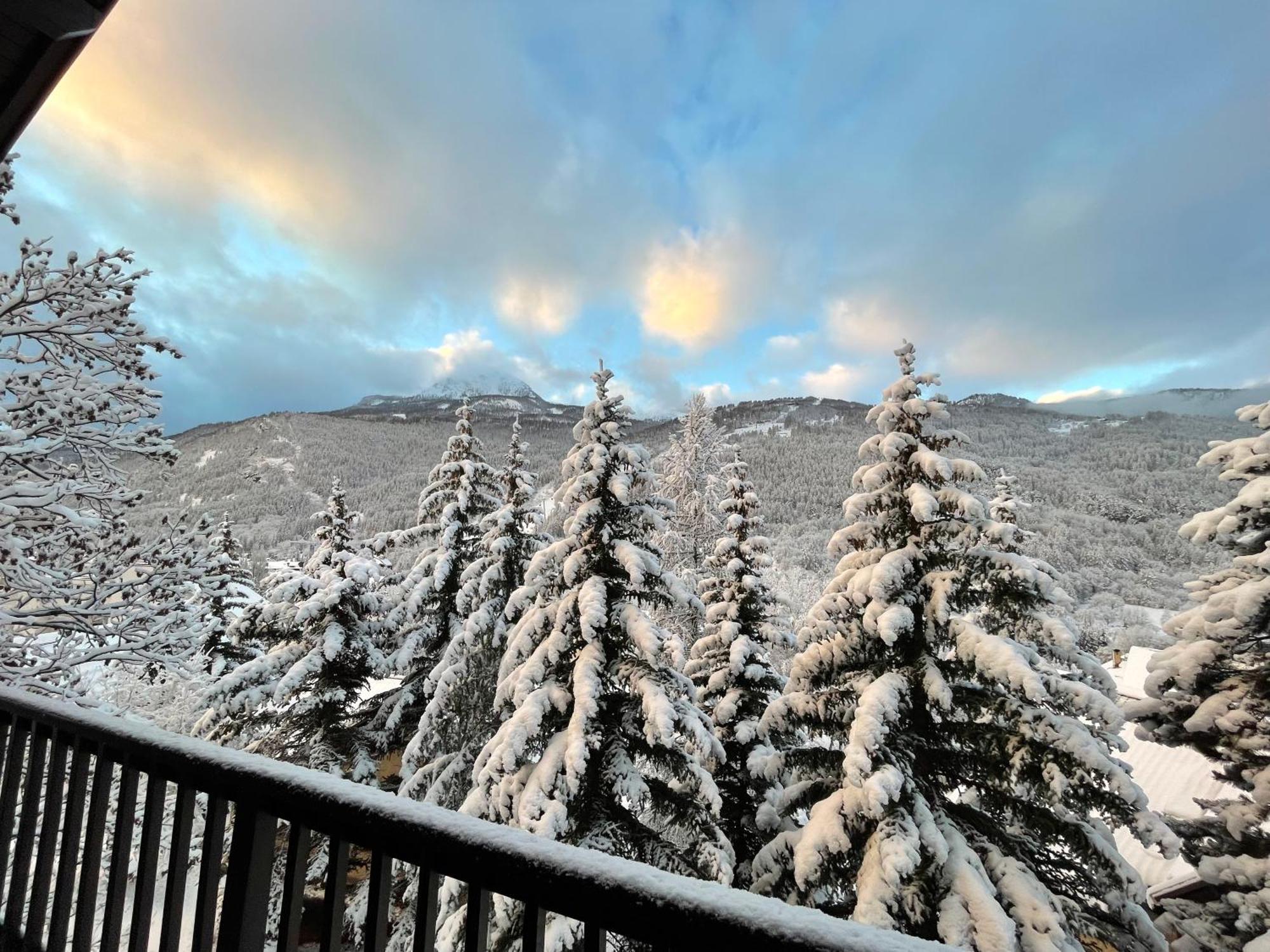Serre Chevalier Studio 30 M2 Coin Montagne A 8 Minutes Des Pistes Saint-Chaffrey Exterior foto